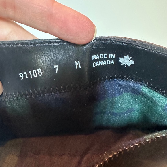 LL Bean Black Genuine Leather Knee High Riding Boots - Picture 6 of 8